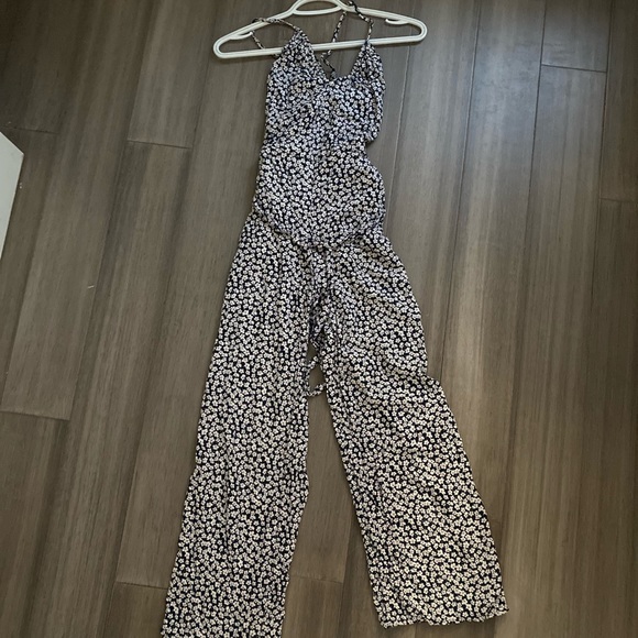 Abercrombie Jumper - Picture 3 of 3